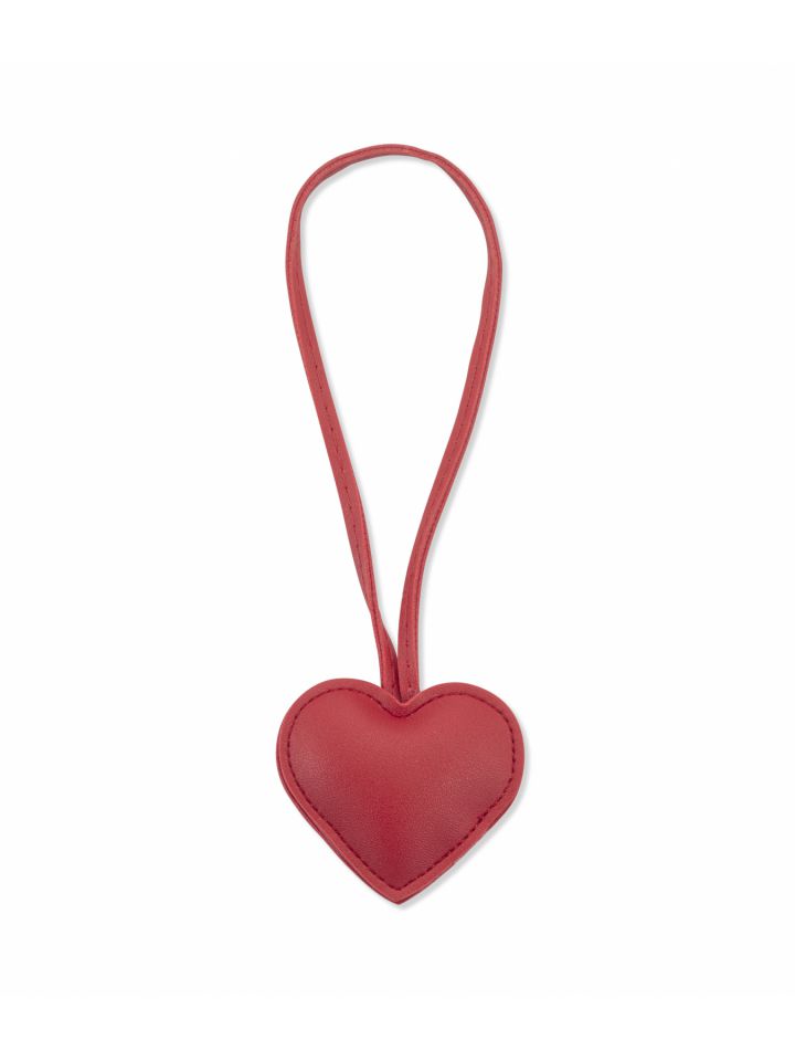 מחזיק לב אדום – תליון תיק / מפתחות