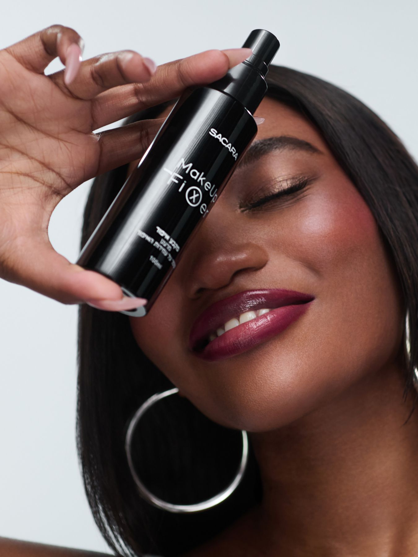 מקבע איפור- פיקסר