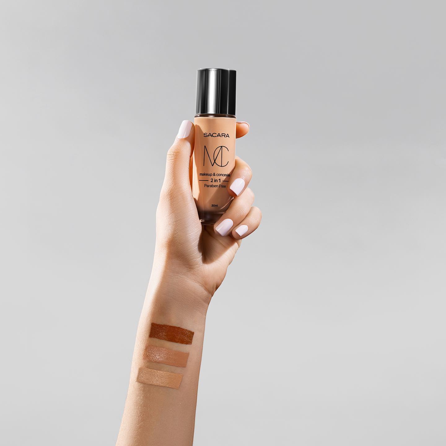 אביב הגיע ואיתו גם הלחות
הכירי את המוצר המושלם המשלב גם מייקאפ וגם קונסילר במוצר אחד, איתו את יכולה להרגיש בטוחה שבכל מזג אוויר תקבלי כיסוי מלא ומראה עור חלק ומושלם